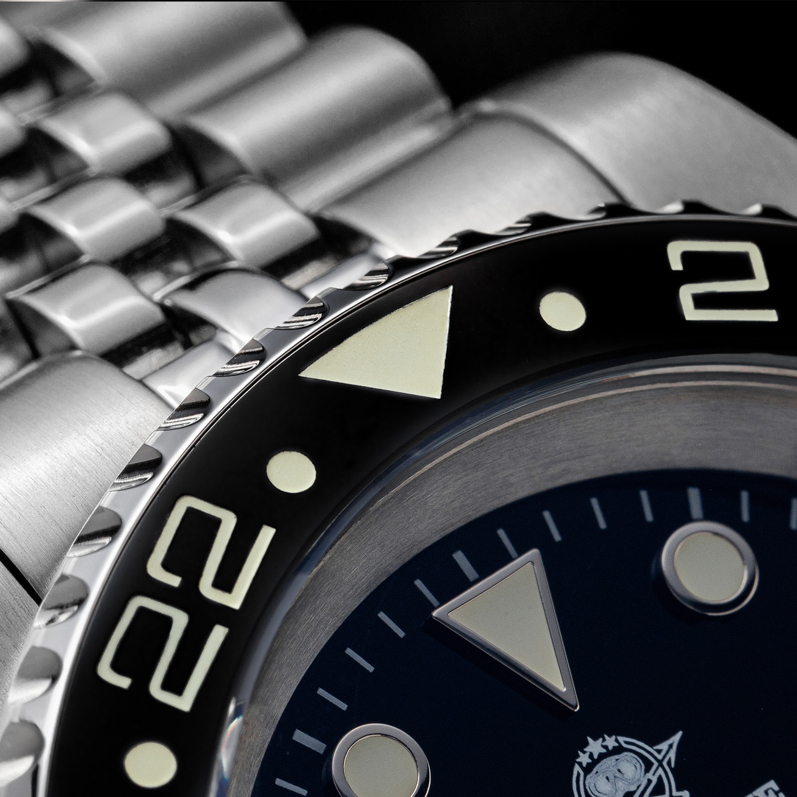 ADDIESDIVE AD2050 럭셔리 GMT 시계 스 - Ceramic Link Bracelet 리뷰 및 가격